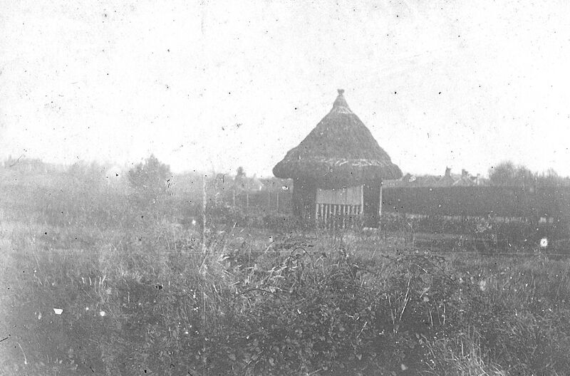 File:Sunnydene Summerhouse.jpg